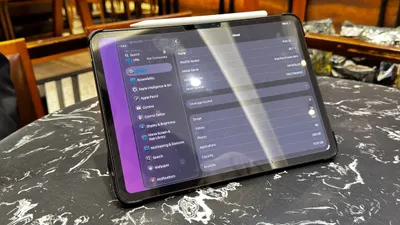 iPad Pro 11 M4 256GB with Pencil Pro and charger, 24M VND — 2/4