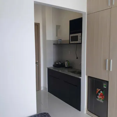 35 m² apartment with balcony and elevator for rent near Nguyễn Đức Cảnh — 2/3