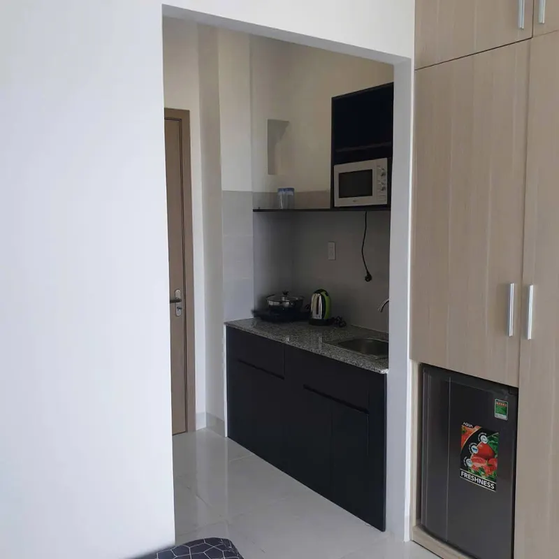 35 m² apartment with balcony and elevator for rent near Nguyễn Đức Cảnh — 2/3