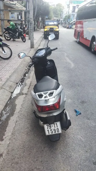 Honda Lead 110 Scooter – 2008, 34K km, Blue Card — 3/5