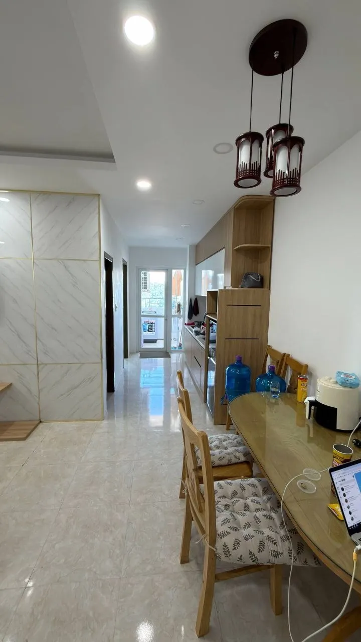 2-bedroom apartment near the river for rent, 13M VND/month