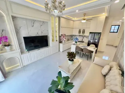 Nhà tân cổ điển bán trên đường Sáu Sào, Diên Điền, giá 2,69 tỷ VND — 3/10