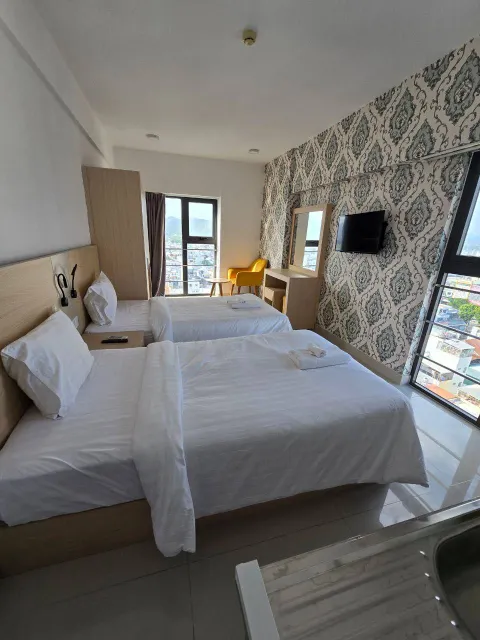 Studio with kitchen for rent, Napoleon hotel, city centre