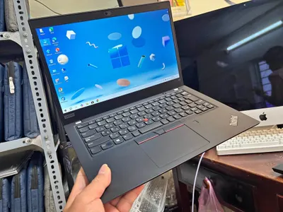 Bán laptop Lenovo ThinkPad X13 G1, 5,9 triệu VND
