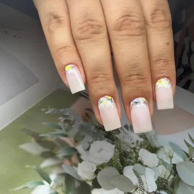 Manicure and pedicure service by Alena (15 years experience) — 4/9