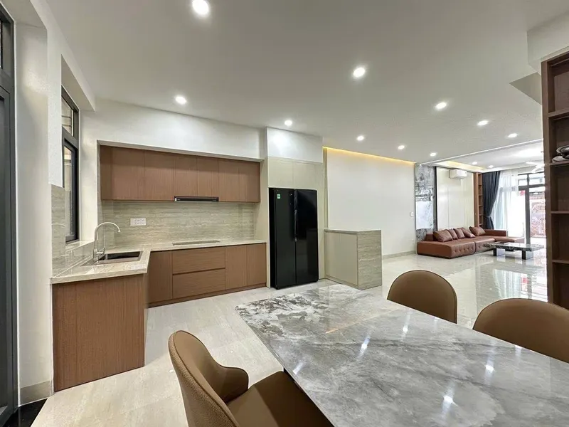 Fully furnished 3-bedroom house for rent, My Gia 7 area, 270 m² — 3/8