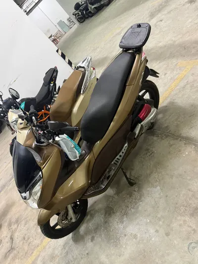 Bán xe máy Honda PCX đời 1 — 2/2