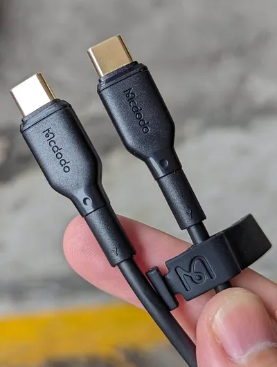 Mcdodo 100W C to C fast charging cable — 2/3