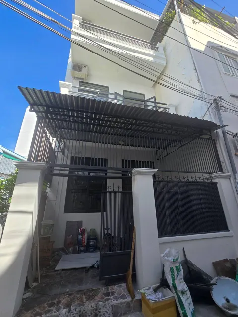New House for Rent in North Nha Trang – 3 Bedrooms, 210 m², Beach Nearby