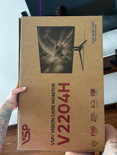 Monitor and 90 cm inflatable ring for sale — 3/3