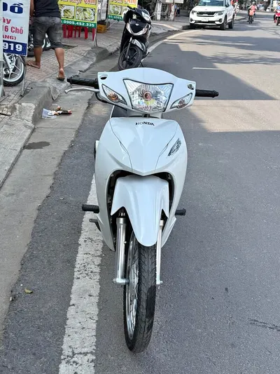 Honda Wave motorbike for sale, 14.5M VND