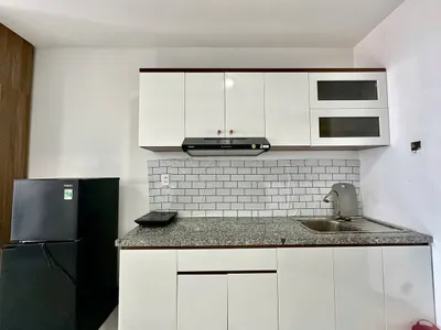 Furnished 50 m² studio for rent near the sea, Lý Nam Đế street — 3/5